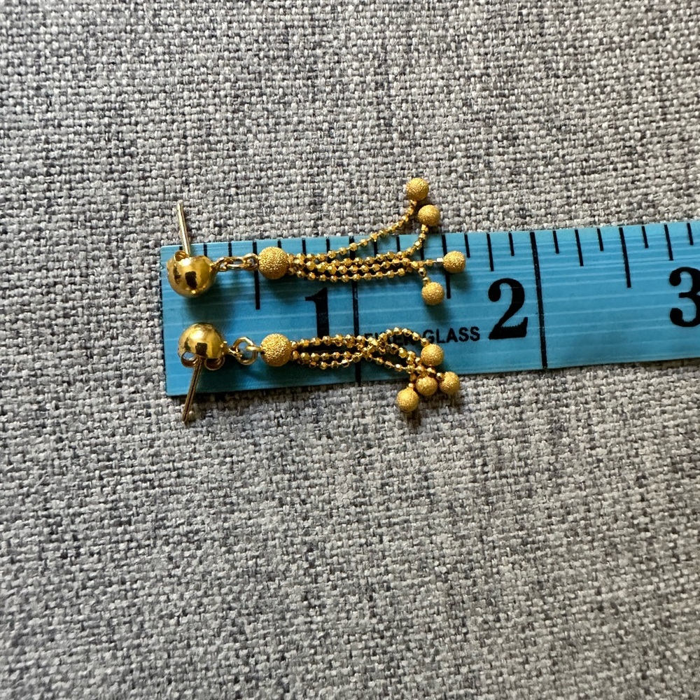 22k pure Solid Yellow Gold Earrings 4 grams